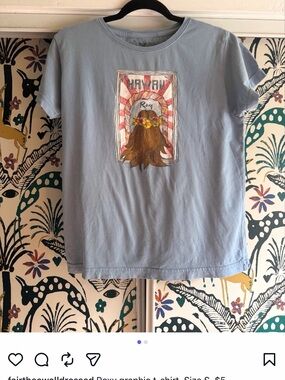 Roxy Light Blue Hawaii Graphic Tee with Floral Detail